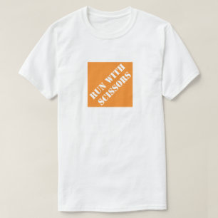 Camiseta Corre con tijeras gracioso día de padre humorístic
