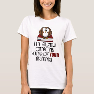 Camiseta Corrección silenciosa de la lechuza sarcástica gra