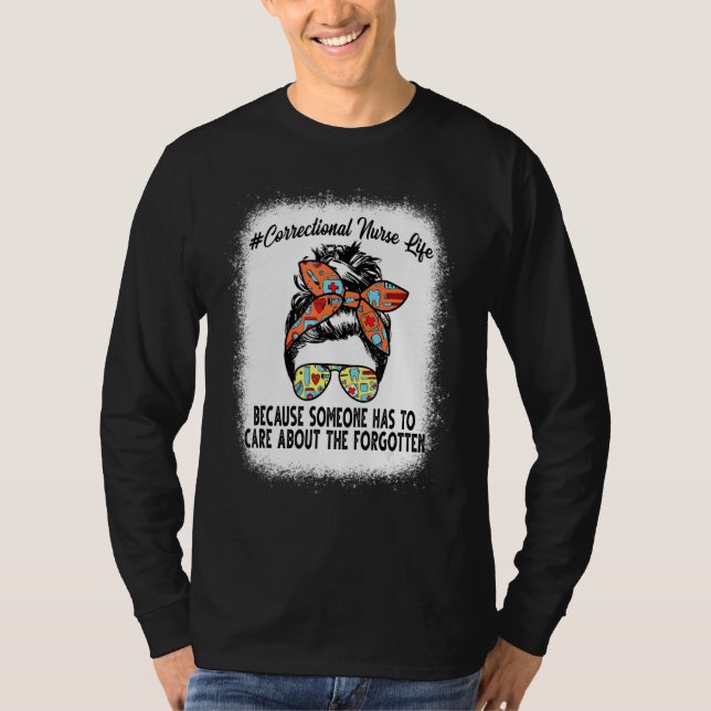 Camiseta Correctional Nurse Prison RN (Anverso)