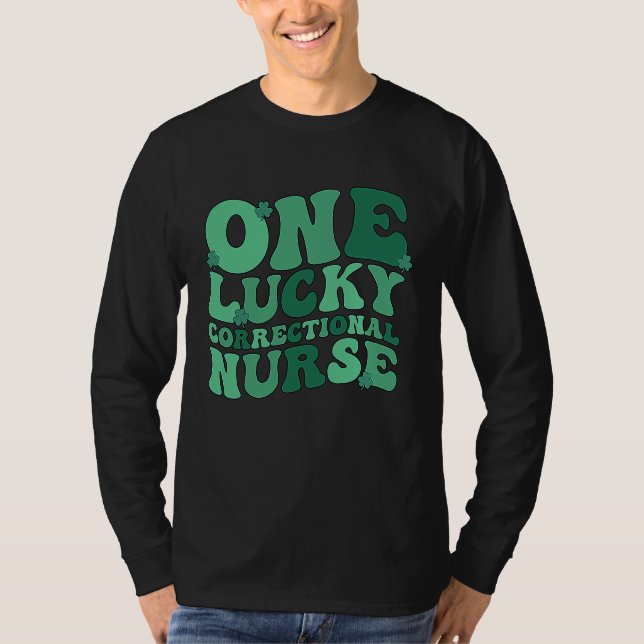 Camiseta Correctional Nurse St Patrick's Day Corrections Nu (Anverso)