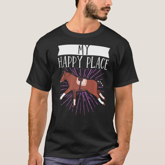 Camiseta Corredora de Barriles Mi Lugar Feliz Cabalgata (Anverso)