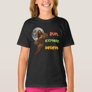 Camiseta Corriendo Aventura Sasquatch Creer Diseño