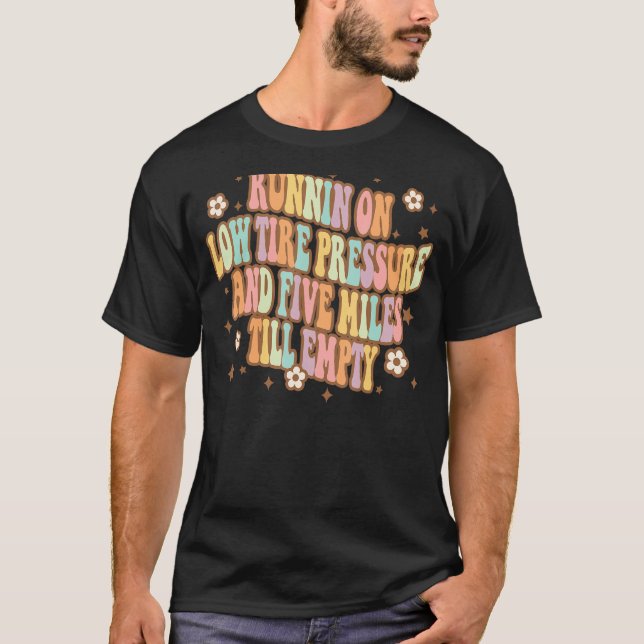Camiseta Corriendo Con Baja Presión De Neumáticos Y Cinco M (Anverso)