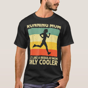 Camiseta Corriendo por mamá Marathoner Runner Coach Carrera