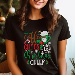 Camiseta Corro con café, caos y alegría navideña