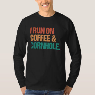 Camiseta Corro Con Café Y Bolsas De Cornhole