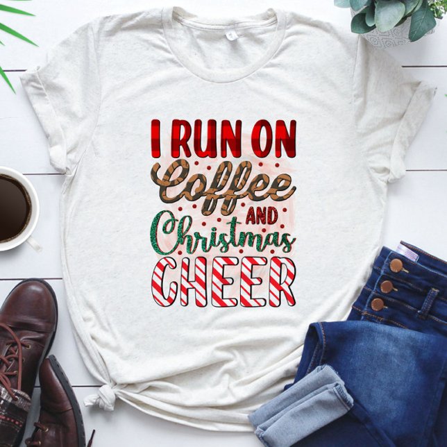 Camiseta Corro en café y Navidades animan - Gracioso (Subido por el creador)