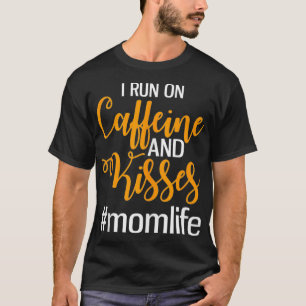 Camiseta Corro en cafeína y besa a mamá