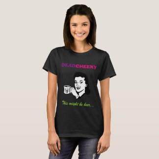 Camiseta corta del negro de la manga de las
