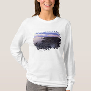 Camiseta Costa rocosa en la puesta del sol en Kintyre,