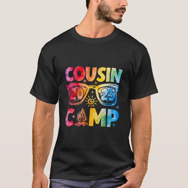 Camiseta Cousin Camp 2025 Family Vacation Summer Camping  (Anverso)