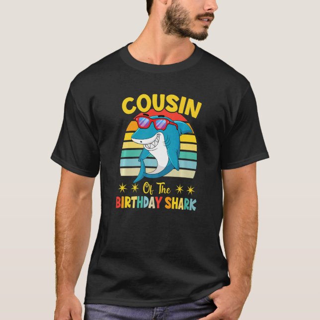 Camiseta Cousin Of The Shark Birthday Family Matching Birth (Anverso)