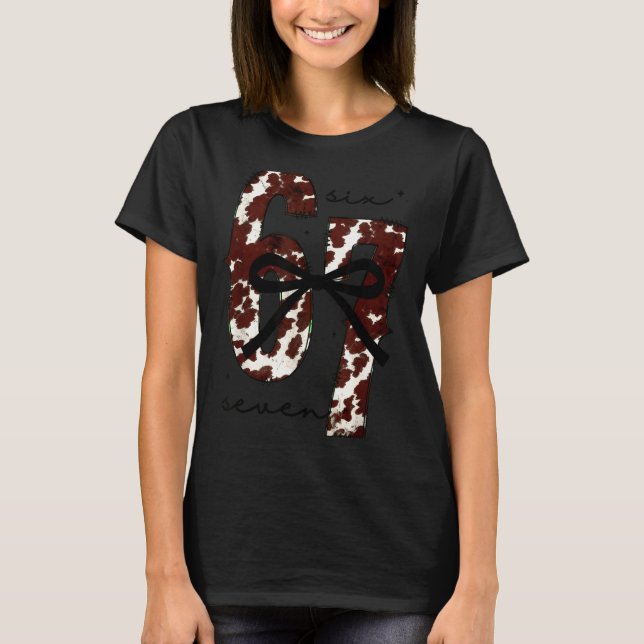 Camiseta Cow Print Six Seven Western 67 Six Seven Coquette  (Anverso)