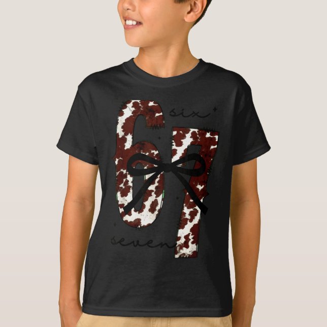 Camiseta Cow Print Six Seven Western 67 Six Seven Coquette  (Anverso)