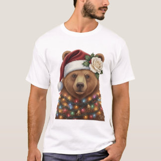 Camiseta Cozy Christmas Bear | Warm Lights & Winter Magic 