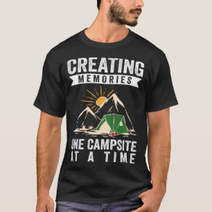 Camiseta Creación De Recuerdos En Un Campsite A La Vez