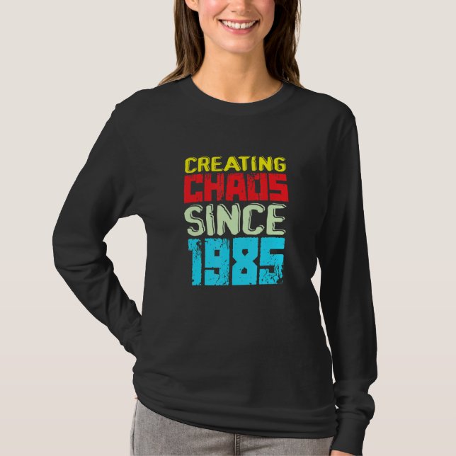 Camiseta Creando Caos Desde 1985, 37 Años De Caos (Anverso)