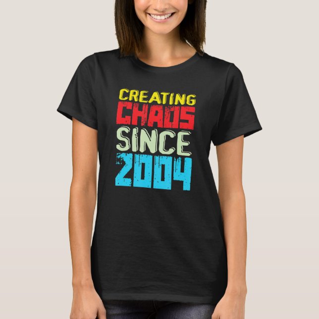 Camiseta Creando Caos Desde 2004 18 Años De Caos (Anverso)