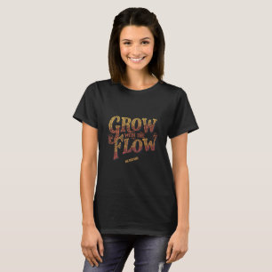 Camiseta Crecer con el Flujo Nombre Personalizado Tipografí