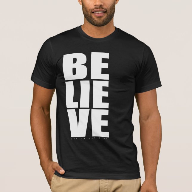 Camiseta ¡Creed! ¡Y que te liberen! ¡Esa es la buena notici (Anverso)
