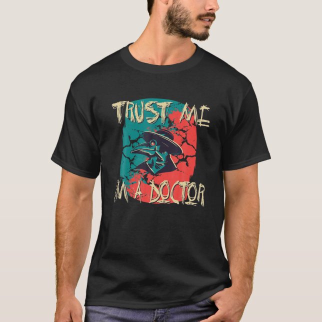 Camiseta Créeme, soy un Médica gracioso moro negro pest doc (Anverso)