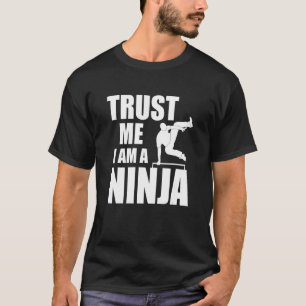 Camiseta Créeme, soy una samura japonesa estilo Ninja Kitsu