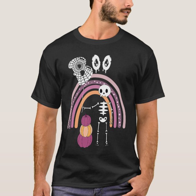 Camiseta Creepy Goth Halloween  Boo Skeleton Pastel Rainbow (Anverso)