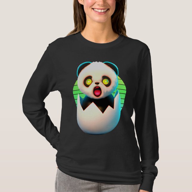 Camiseta Creepy Panda hatches from egg (Anverso)