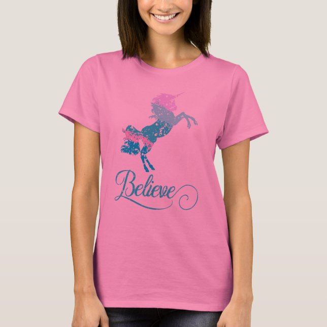 Camiseta Creer en Unicornios (Anverso)