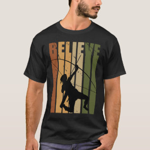 Camiseta Creer que el tiro con arco retro de camuflaje para