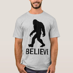 Camiseta Creo en Bigfoot
