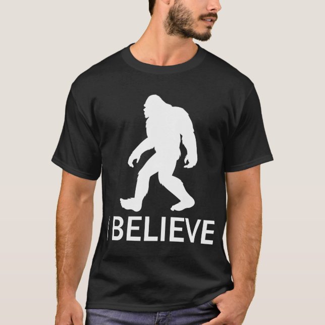 Camiseta Creo en Bigfoot (Anverso)