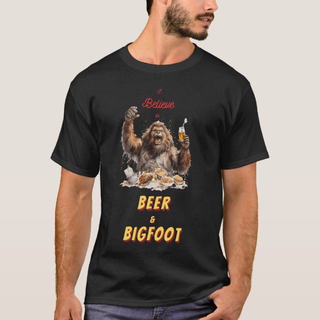 Camiseta Creo en Bigfoot y Beer (Anverso)