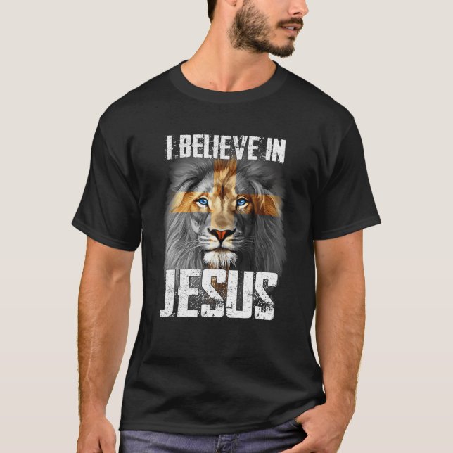 Camiseta Creo En Jesús Dios Cristiano León (Anverso)