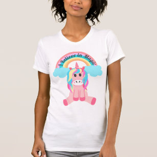 Camiseta Creo en la cita mágica del arcoiris rosa de Unicor