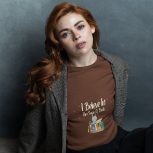 Camiseta Creo En La Magia De Los Libros