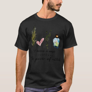 Camiseta Creo en la magia y el poder de la bruja