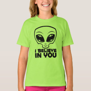 Camiseta Creo en ti Alien en línea negra
