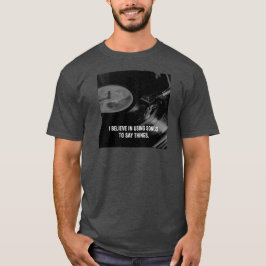 Camiseta Creo en usar canciones para decir cosas.