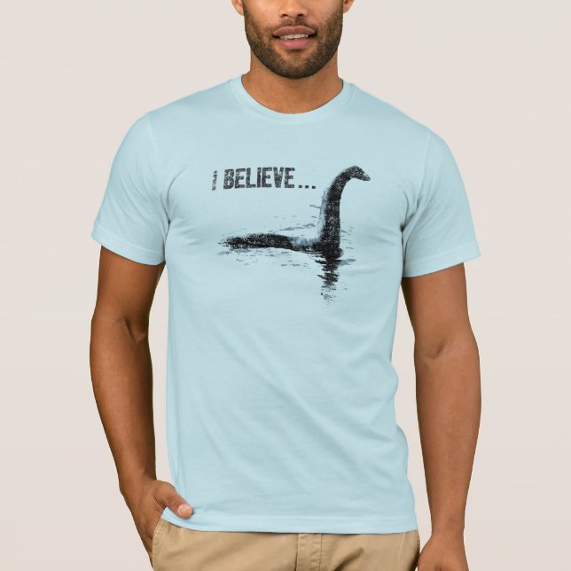 Camiseta Creo… la leyenda del Nessie (Anverso)