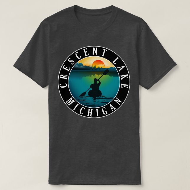 Camiseta Crescent Lake Kayaking Michigan Sunset (Diseño del anverso)