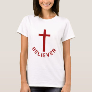 Camiseta Creyente cristiano Cruz Roja y diseño de texto