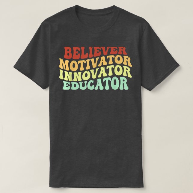 Camiseta creyente motivador innovador educador retr (Diseño del anverso)