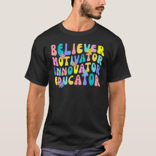 Camiseta Creyente Motivador Innovador Educador Retro Maestr