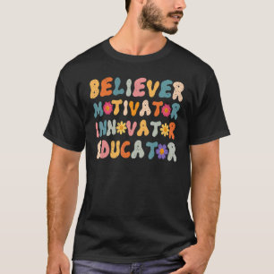 Camiseta Creyente Motivator Innovator Educator Retro Teache