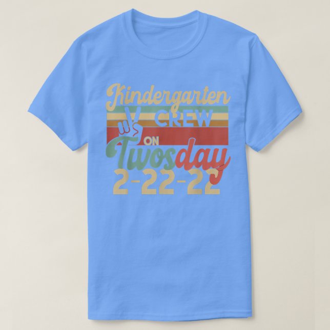 Camiseta CRIADA DE KINDERGARTEN el 2 de febrero 2014 (Diseño del anverso)