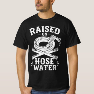 Camiseta Criado con agua de manguera