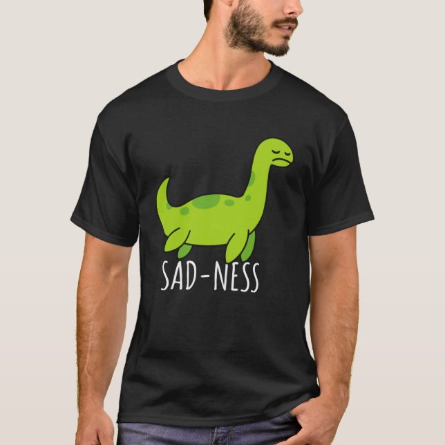 Camiseta Criptozoología de Loch Ness Monster Sad Ness (Anverso)