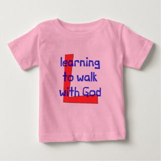 Camiseta cristiana del bebé - aprendiendo caminar