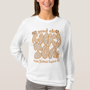 Camiseta cristiana en la parte superior rocosa del